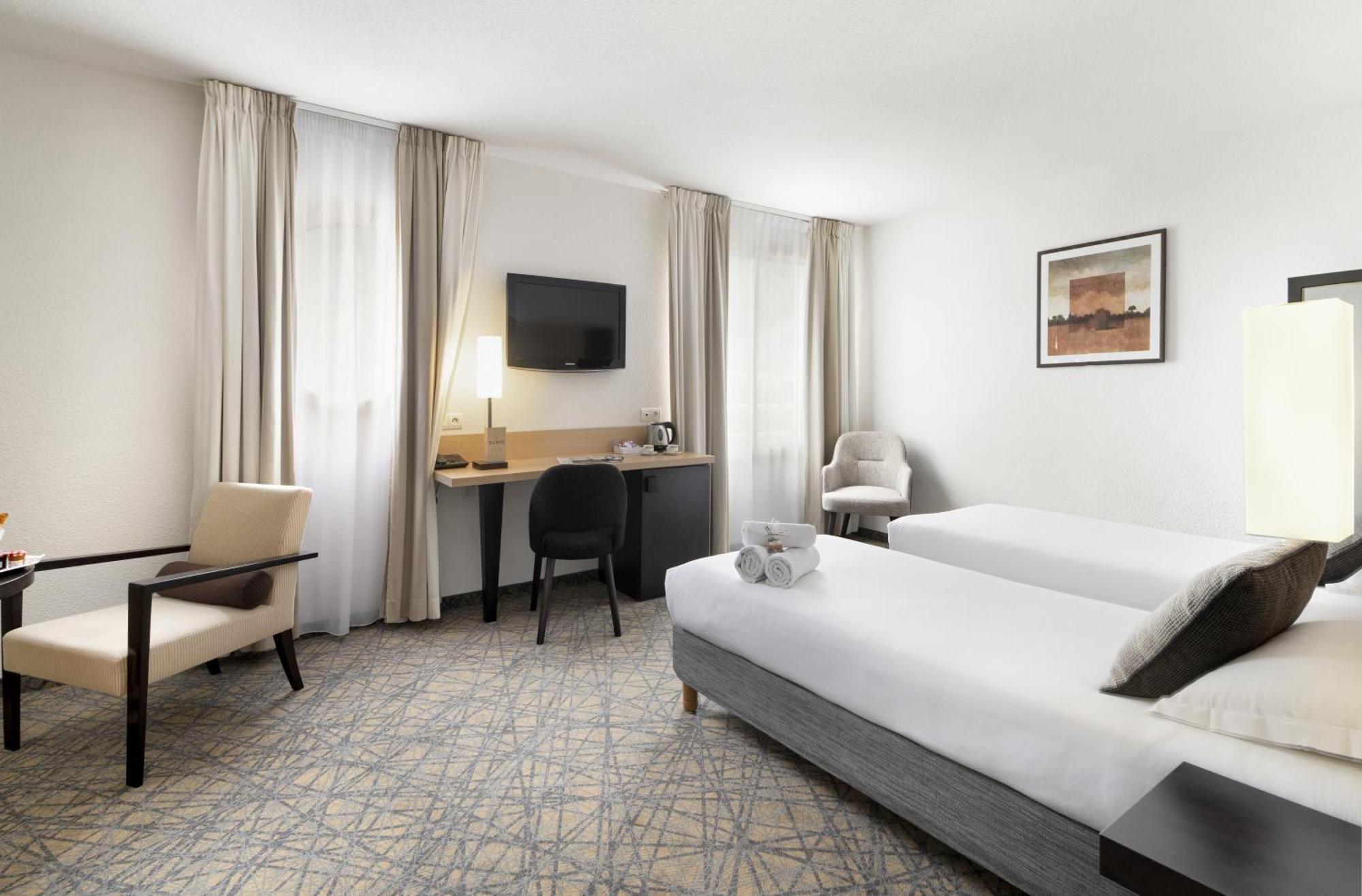 Hotel Eliseo Lourdes Exterior photo